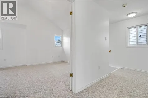 359 Highbrook Crescent Kitchener ON N2E 3P5