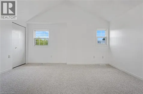 359 Highbrook Crescent Kitchener ON N2E 3P5