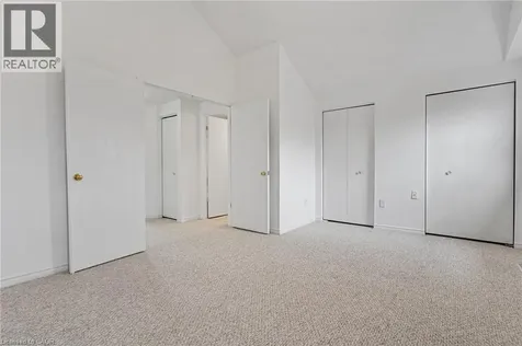 359 Highbrook Crescent Kitchener ON N2E 3P5