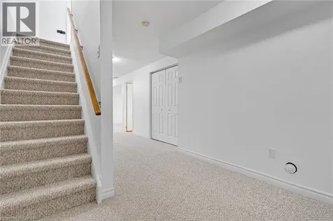 359 Highbrook Crescent Kitchener ON N2E 3P5