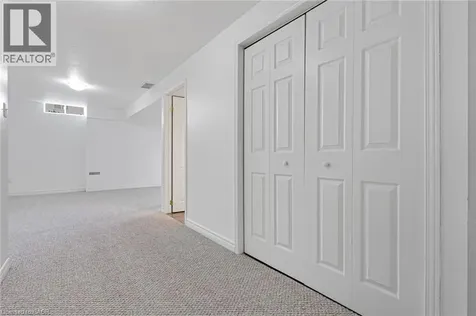 359 Highbrook Crescent Kitchener ON N2E 3P5