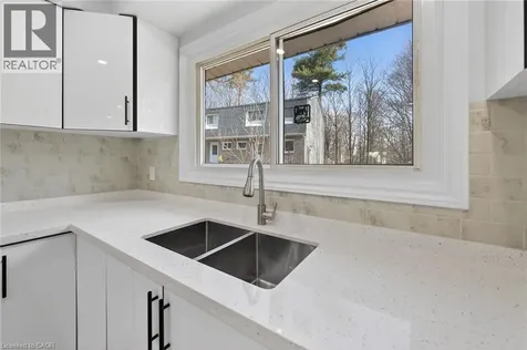 2050 Upper Middle Road Burlington ON L7P 3R9