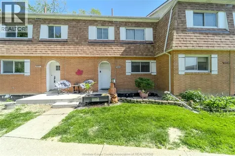 5523 Empress Street Windsor ON N8T 3B2