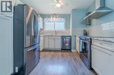 5523 Empress Street Windsor ON N8T 3B2