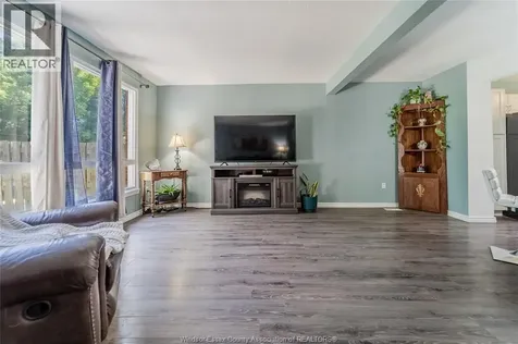 5523 Empress Street Windsor ON N8T 3B2