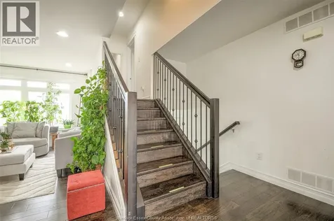 212 Adams Avenue Amherstburg ON N9V 0B2