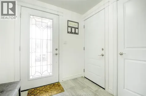 212 Adams Avenue Amherstburg ON N9V 0B2