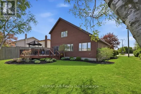 90 Waddell Street Stratford ON N5A 6K4
