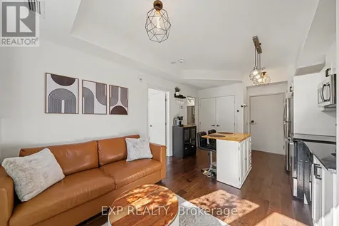 315 Terravita Private Ottawa ON K1V 2S1