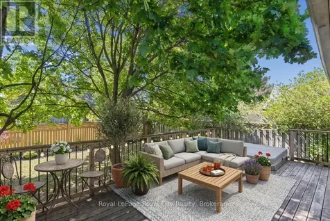 4 Smart Street Guelph (kortright West) ON N1G 4K9