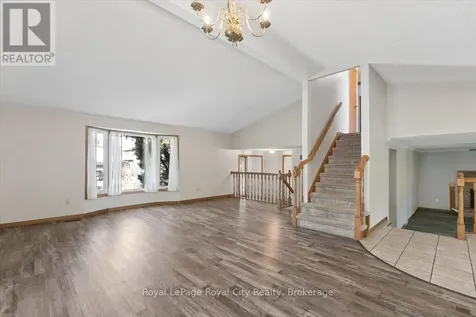 4 Smart Street Guelph (kortright West) ON N1G 4K9