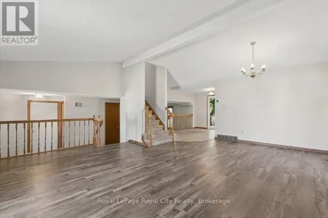 4 Smart Street Guelph (kortright West) ON N1G 4K9