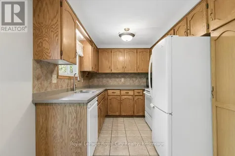 4 Smart Street Guelph (kortright West) ON N1G 4K9