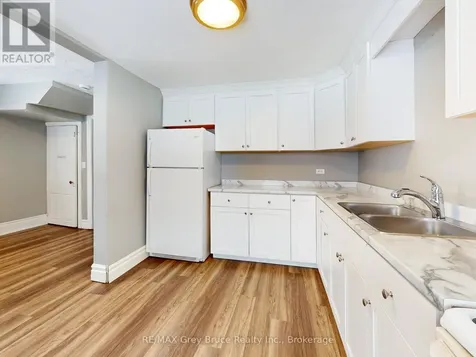 690 8th Street East Owen Sound ON N4K 1L8