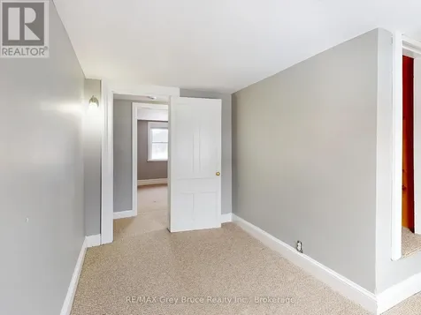 690 8th Street East Owen Sound ON N4K 1L8