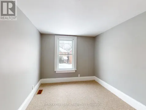 690 8th Street East Owen Sound ON N4K 1L8