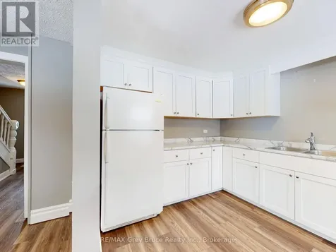 690 8th Street East Owen Sound ON N4K 1L8