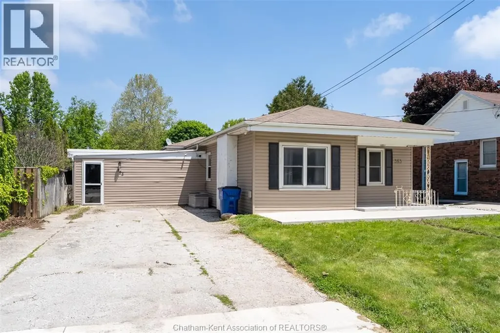 363 Lacroix Street Chatham ON N7M 2W4