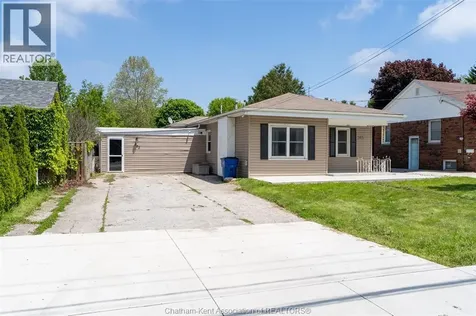 363 Lacroix Street Chatham ON N7M 2W4