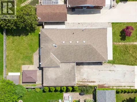 363 Lacroix Street Chatham ON N7M 2W4