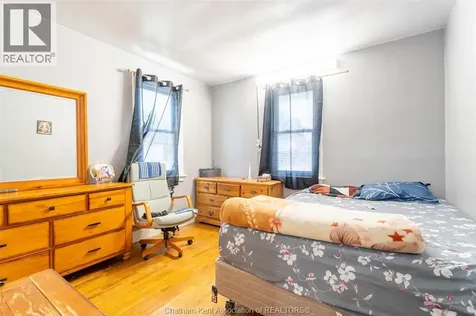 363 Lacroix Street Chatham ON N7M 2W4