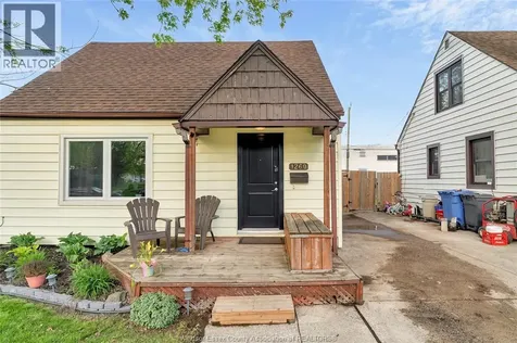 1260 Oak Windsor ON N8X 2B1
