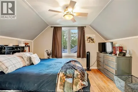 1260 Oak Windsor ON N8X 2B1