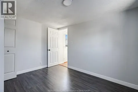 4 Cedar Crescent Mcgregor ON N0R 1J0