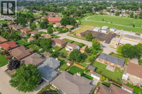 1655 Partington Avenue Windsor ON N9E 2P9