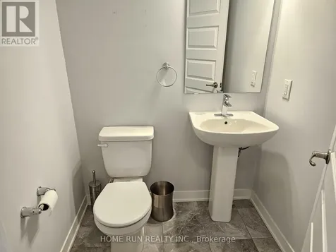 2507 Watercolours Way Ottawa ON K2J 7B1