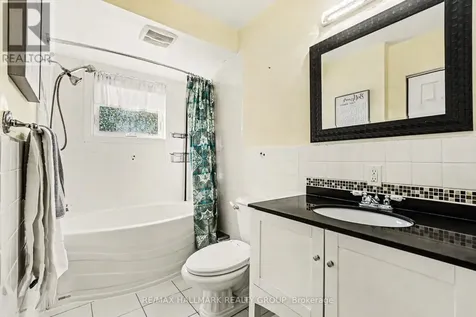 52 Castlebeau Street Russell ON K0A 1W0