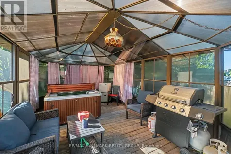 52 Castlebeau Street Russell ON K0A 1W0