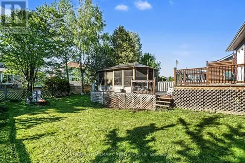 52 Castlebeau Street Russell ON K0A 1W0