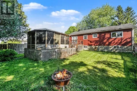 52 Castlebeau Street Russell ON K0A 1W0