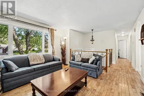 52 Castlebeau Street Russell ON K0A 1W0