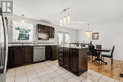 52 Castlebeau Street Russell ON K0A 1W0
