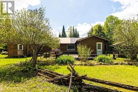 626B Umpherson's Mill Road Lanark Highlands ON K0G 1K0