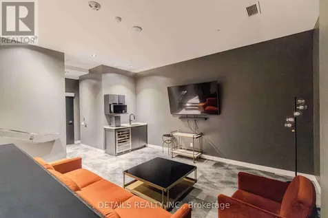 180 George Street Ottawa ON K1N 0G8