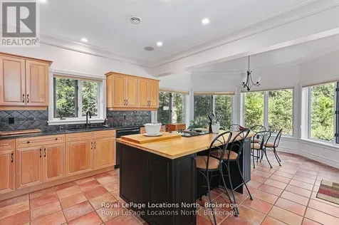 6 Alpine Court Collingwood ON L9Y 4W7