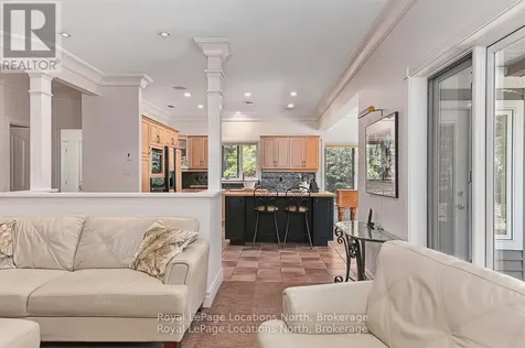 6 Alpine Court Collingwood ON L9Y 4W7