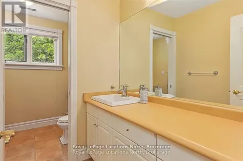 6 Alpine Court Collingwood ON L9Y 4W7