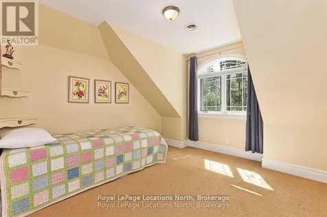 6 Alpine Court Collingwood ON L9Y 4W7