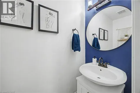 34 Highbury Drive Stoney Creek ON L8J 2T4