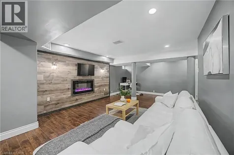 34 Highbury Drive Stoney Creek ON L8J 2T4