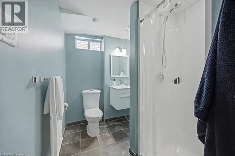 34 Highbury Drive Stoney Creek ON L8J 2T4
