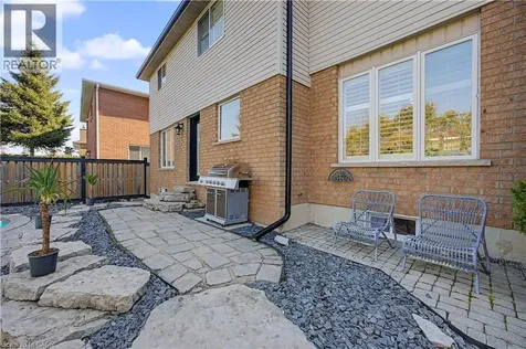 34 Highbury Drive Stoney Creek ON L8J 2T4