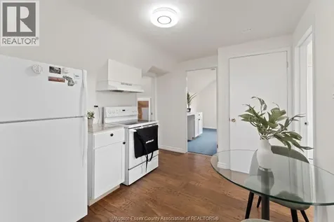 1655 Partington Avenue Windsor ON N9E 2P9