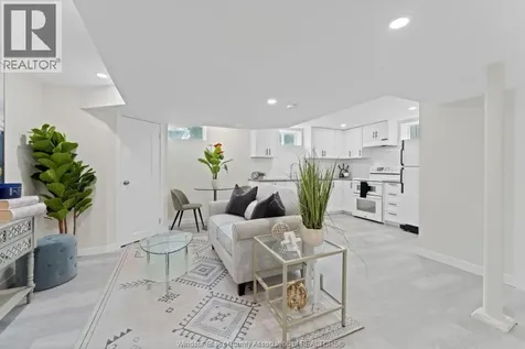 1655 Partington Avenue Windsor ON N9E 2P9