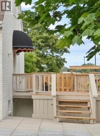 1655 Partington Avenue Windsor ON N9E 2P9