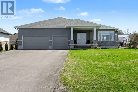 315 Autumn Meadow Way Ottawa ON K0A 2T0